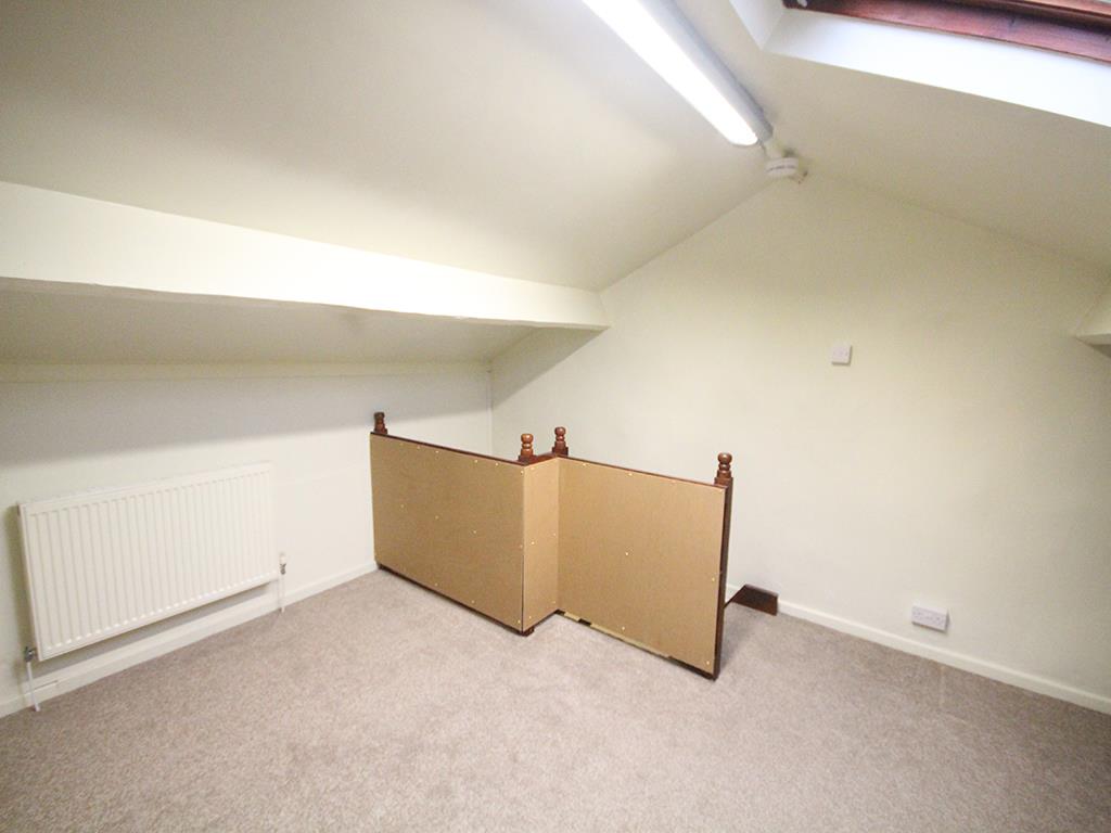 3 bedroom mid terrace house Let Agreed in Clitheroe - 2016-11-16 11.36.14.jpg